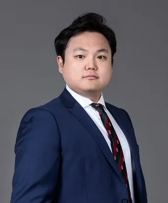 Eui Chul Lee Esq.